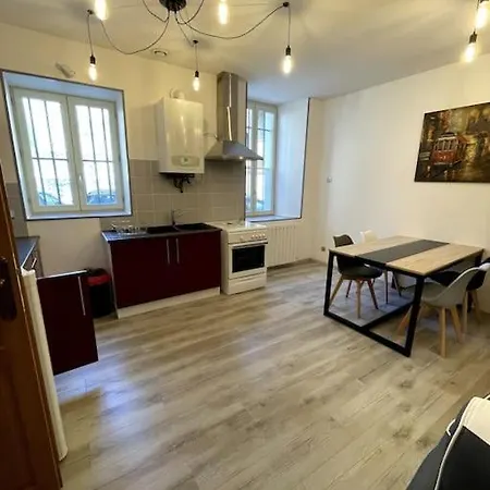 Apartment La Chapelle, Hyper Centre De Valence, Parking Gratuit A Proximite Valence (Drome)